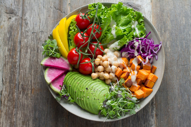 Colorful plant-based bowl with avocado and vegetables representing healthy eating on GLP-1