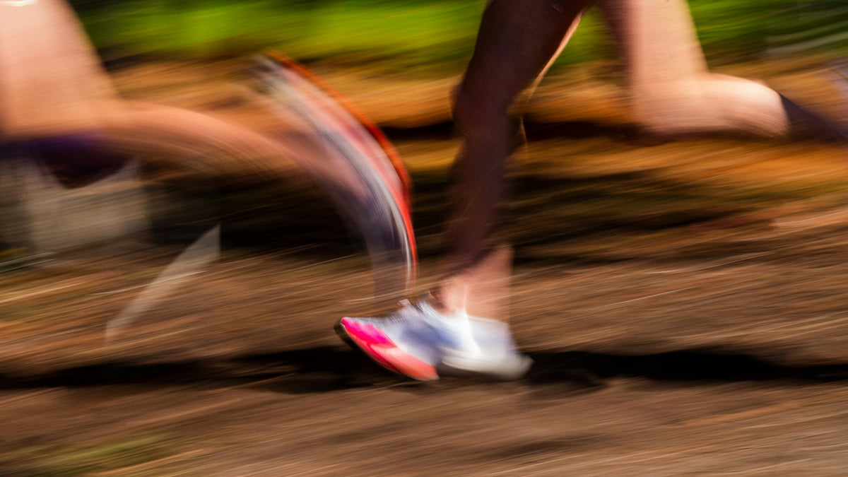 People running outdoors — active lifestyle and metabolic health